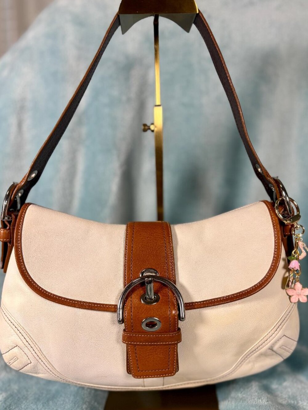 Coach Y2K Soho Flap Shoulder Bag in White with Charm